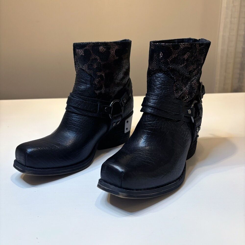 Vogue Screamo Black Leather Suede Back Zipper Women's Ankle Boots‎ Size 7 M